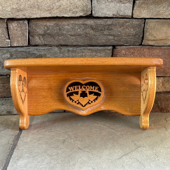 Oak shelf with hearts and geese handmade - Picture 1 of 7
